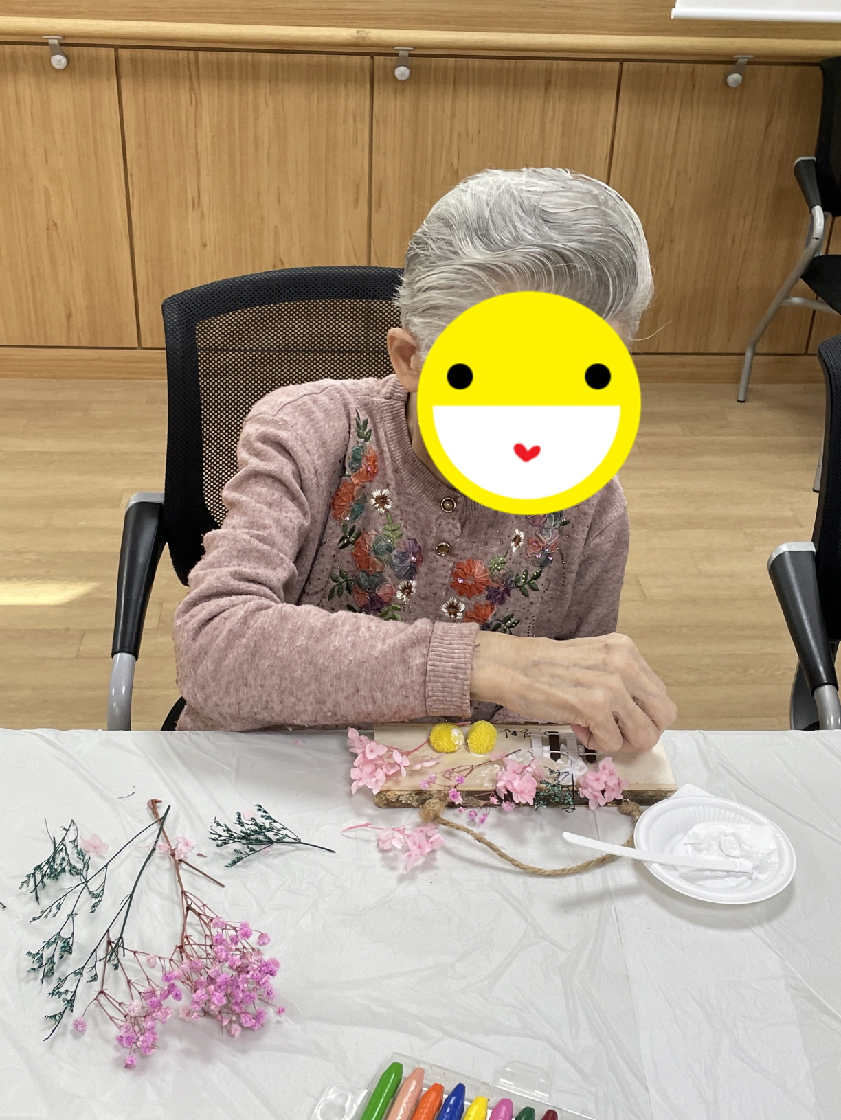 23.03.28. (화) _ 명패만들기